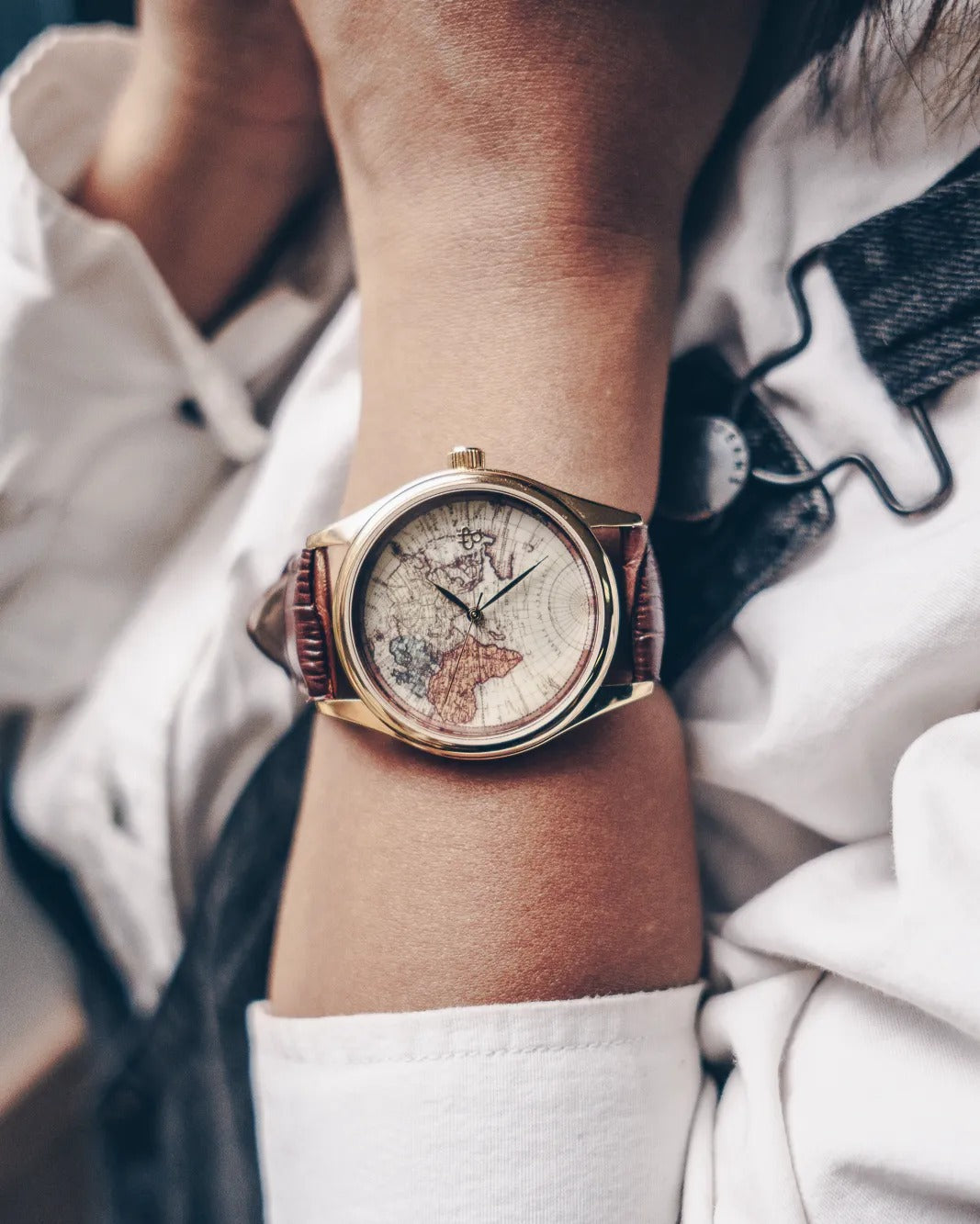 Vintage World Gold